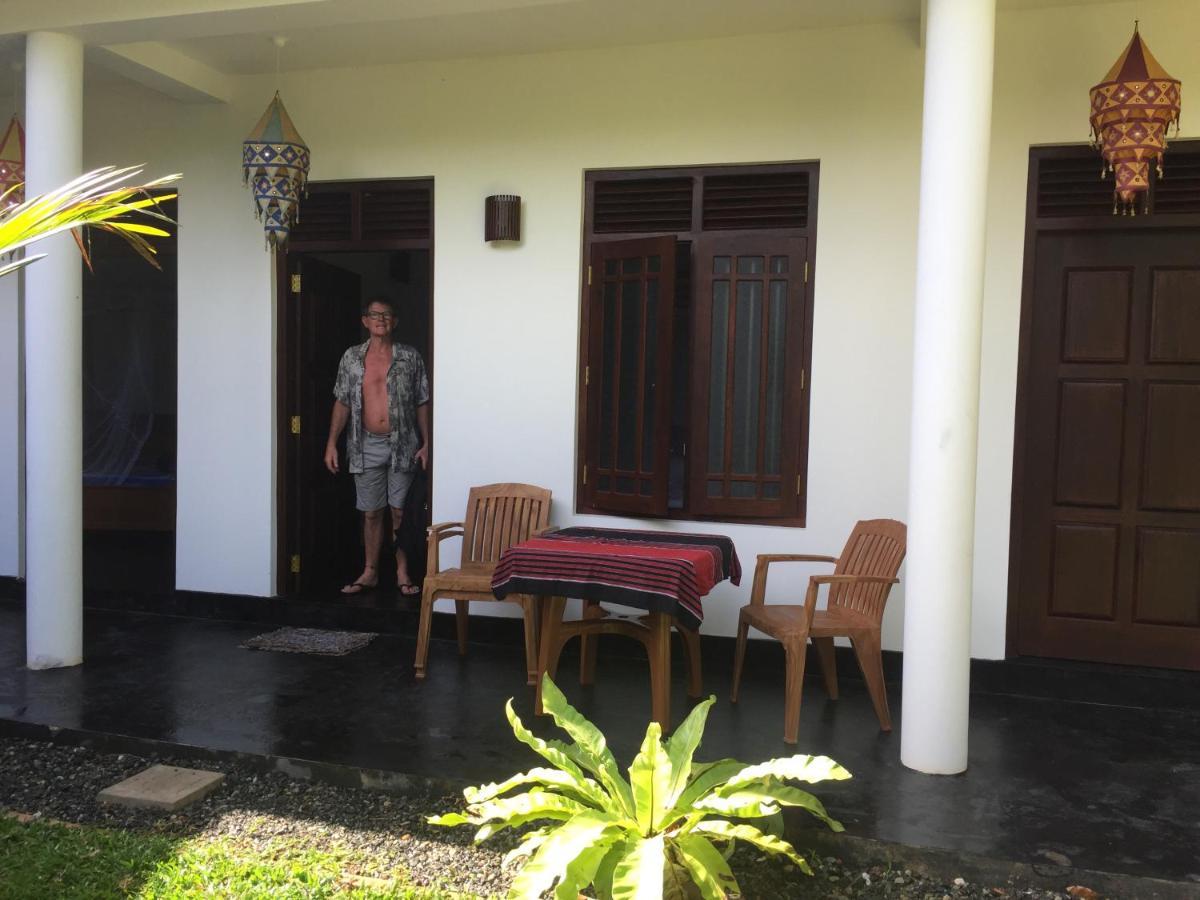 Sundance Surf Coconut Point Hotel Weligama Exterior photo